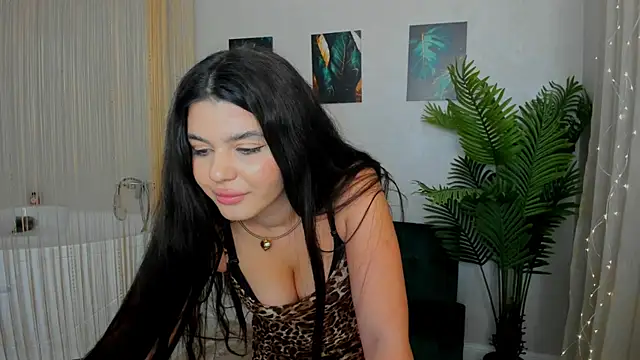 AlluringAriel online show from February 17, 1:47 am