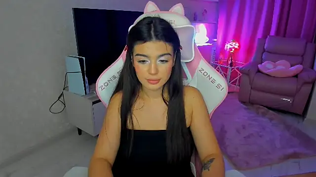 AlluringAriel online show from September 28, 7:41 pm