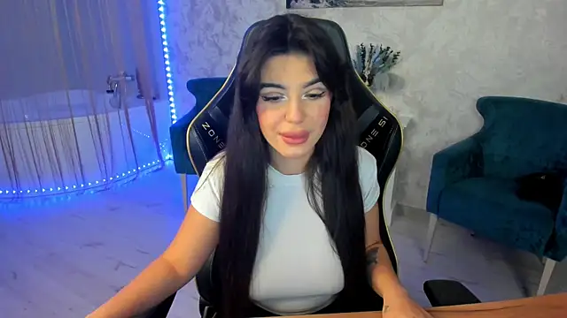 AlluringAriel online show from October 4, 7:34 pm