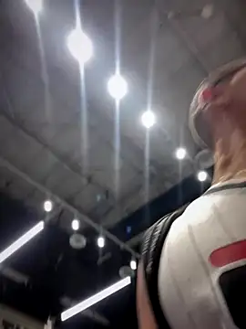 adam-rivera online show from October 6, 10:51 pm