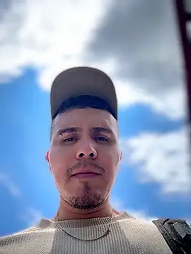 adam-rivera online show from May 13, 5:32 pm