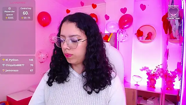 Snapshot of Aurora_Brownn chatting on February 10, 4:08 am Aurora Brownn online show from February 10, 4:08 am