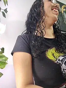 Snapshot of Aurora_Brownn chatting on September 11, 4:12 am Aurora Brownn online show from September 11, 4:12 am