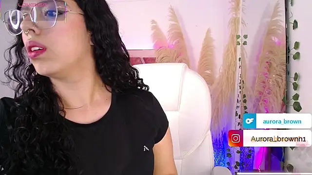 Snapshot of Aurora_Brownn chatting on September 19, 4:47 am Aurora Brownn online show from September 19, 4:47 am