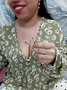 Haniya-143 online show from February 17, 10:05 pm