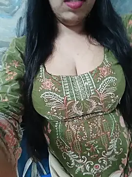 Snapshot of Haniya-143 chatting on July 1, 10:31 pm Haniya-143 online show from July 1, 10:31 pm