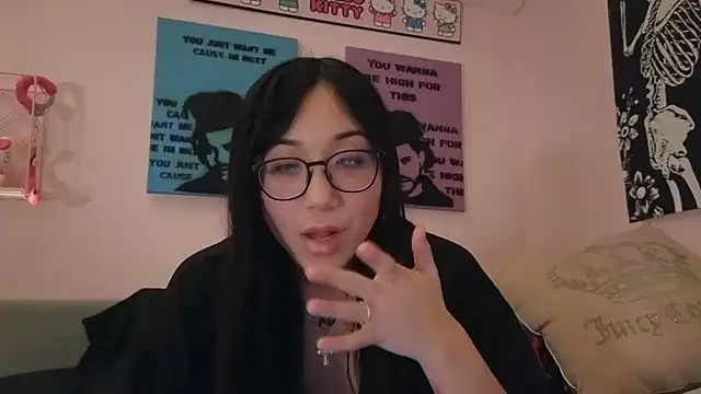 Snapshot of tokyobaby chatting on February 5, 3:13 am tokyobaby online show from February 5, 3:13 am