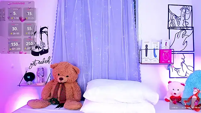 Snapshot of Mari_Sweett chatting on June 21, 1:46 pm Mari Sweett online show from June 21, 1:46 pm