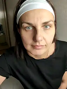 Magic  smile online show from December 20, 5:29 pm