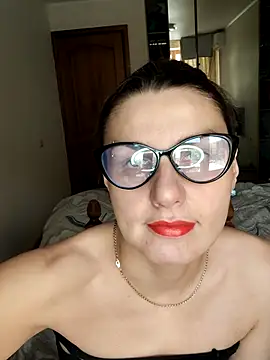 Magic  smile online show from February 5, 7:50 am