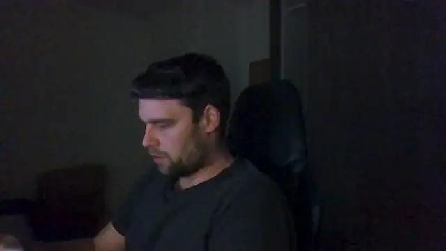 Snapshot of The_big_viking_ chatting on November 21, 10:19 pm The big viking online show from November 21, 10:19 pm