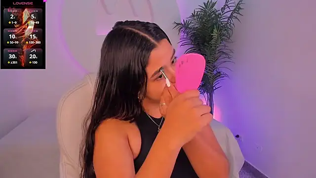 Ariana Pierce online show from December 19, 12:34 pm