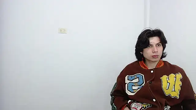 pervertsteens3 online show from February 12, 6:25 pm