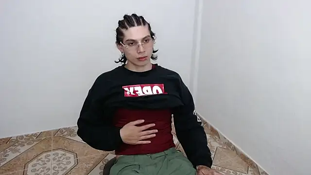 pervertsteens3 online show from March 1, 5:31 am