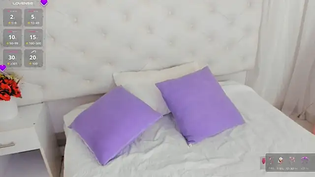 anchela-garcia1 online show from December 22, 3:42 pm