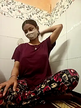 Snapshot of Alina_398 chatting on December 21, 3:53 pm Alina 398 online show from December 21, 3:53 pm