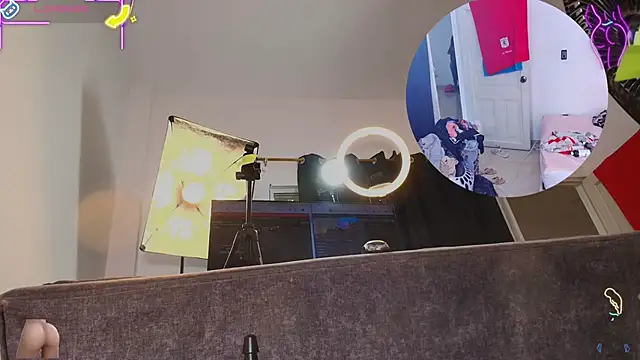 mia-brit online show from April 13, 6:57 pm