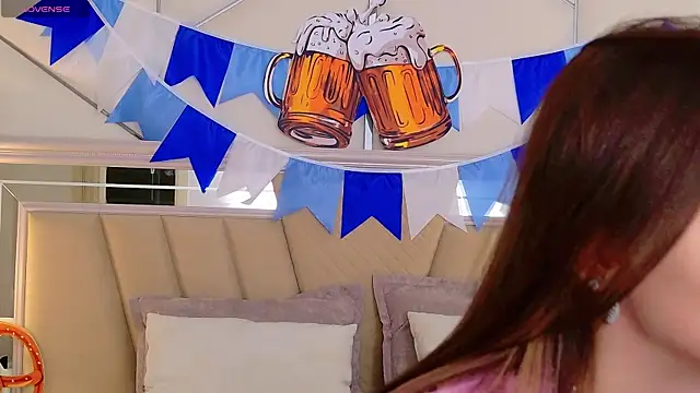 MeganMour online show from September 27, 5:07 pm