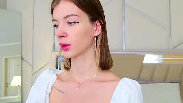 MeganMour online show from November 16, 5:07 pm