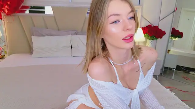 MeganMour online show from February 10, 5:06 pm