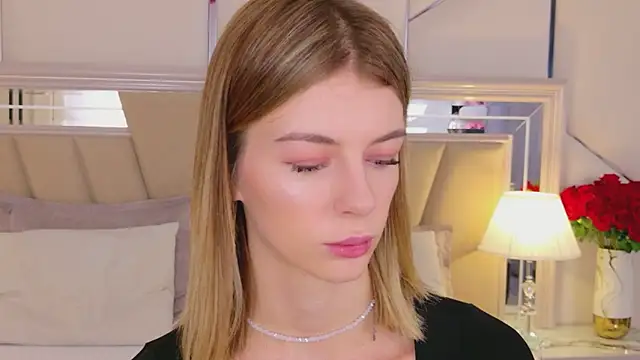 MeganMour online show from February 26, 5:01 pm