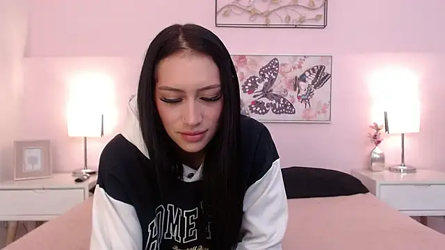 sara17  online show from November 19, 8:53 pm