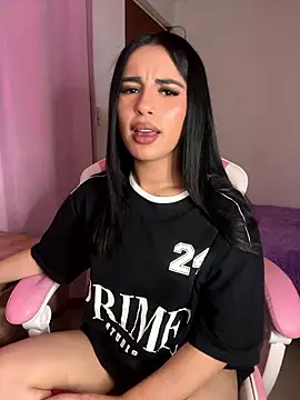 Snapshot of Emily-14 chatting on January 11, 6:51 am Emily-14 online show from January 11, 6:51 am