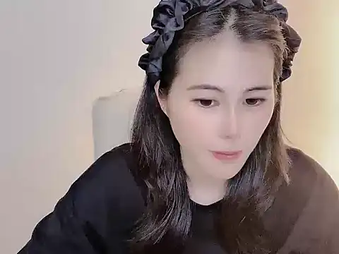 Snapshot of Serein_ chatting on April 3, 12:36 pm Serein online show from April 3, 12:36 pm