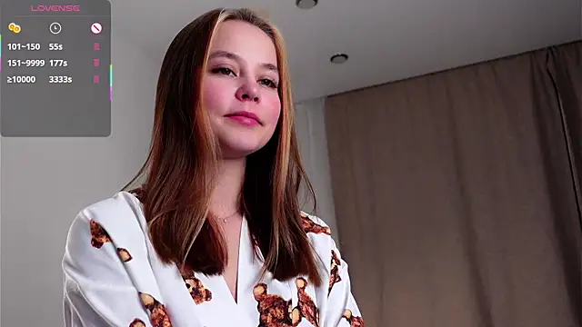 Snapshot of FalineDowlen chatting on January 19, 1:21 am FalineDowlen online show from January 19, 1:21 am