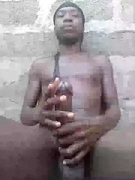 Snapshot of GOLDEN_HQUR chatting on January 29, 11:30 am GOLDEN HQUR online show from January 29, 11:30 am