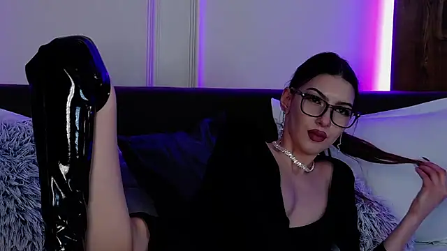 SkylerSpark online show from March 13, 2:16 am