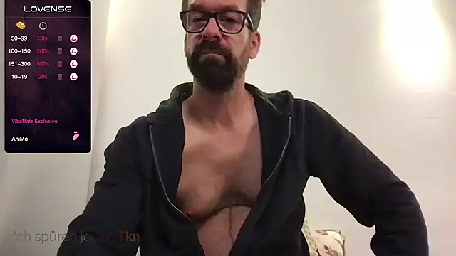 Snapshot of Sash_Ge chatting on January 27, 10:38 pm Sash Ge online show from January 27, 10:38 pm