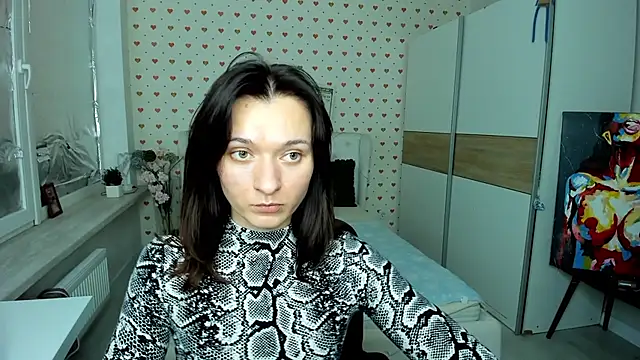 Snapshot of Julia_Kuper chatting on December 11, 3:05 pm Julia Kuper online show from December 11, 3:05 pm