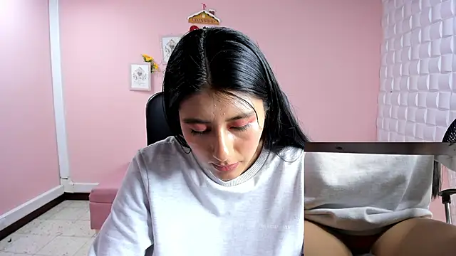 CarlaAlvez online show from January 14, 6:28 pm