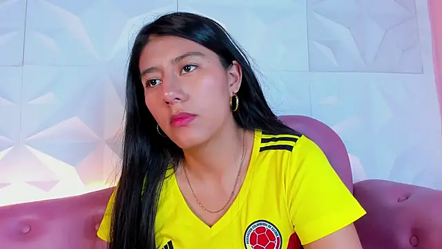 CarlaAlvez online show from March 20, 10:51 pm