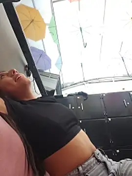 CarlaAlvez online show from March 30, 10:00 pm