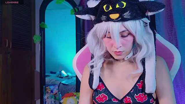 Lenneval1 online show from November 14, 3:05 am