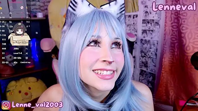 Snapshot of Lenneval1 chatting on July 6, 3:47 am Lenneval1 online show from July 6, 3:47 am