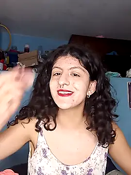 Snapshot of LoveElectra chatting on January 1, 7:21 pm LoveElectra online show from January 1, 7:21 pm