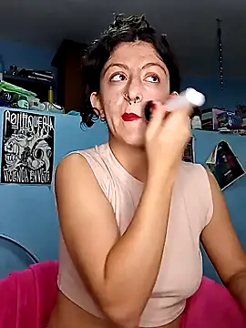 Snapshot of LoveElectra chatting on January 26, 1:41 am LoveElectra online show from January 26, 1:41 am