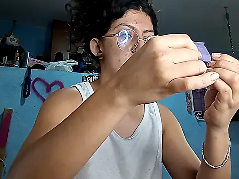 Snapshot of LoveElectra chatting on October 2, 3:08 pm LoveElectra online show from October 2, 3:08 pm