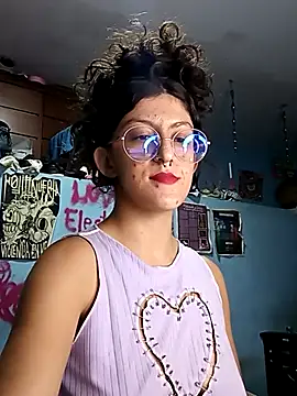 Snapshot of LoveElectra chatting on October 7, 10:51 pm LoveElectra online show from October 7, 10:51 pm