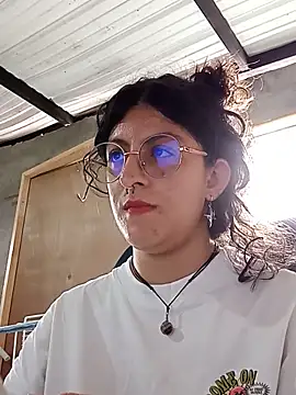LoveElectra online show from May 26, 3:41 pm