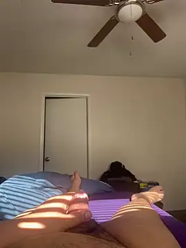 Snapshot of daddymaniaco69 chatting on December 29, 7:53 pm daddymaniaco69 online show from December 29, 7:53 pm