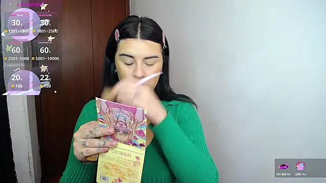 SaraBraun  online show from January 9, 1:02 pm