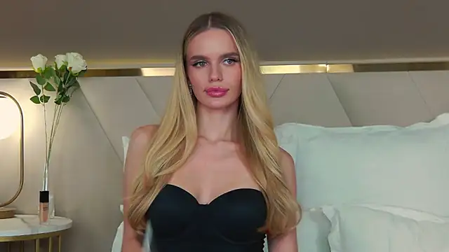 KristinaMaers online show from December 1, 12:04 am