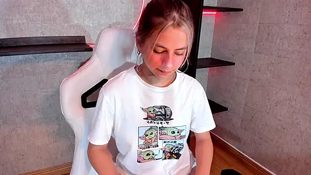 ArtemisaBlake online show from January 6, 9:22 pm