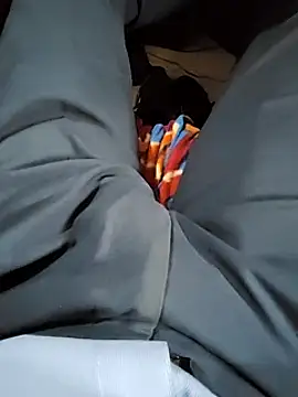 Snapshot of bananadick____ chatting on December 24, 7:49 am bananadick online show from December 24, 7:49 am