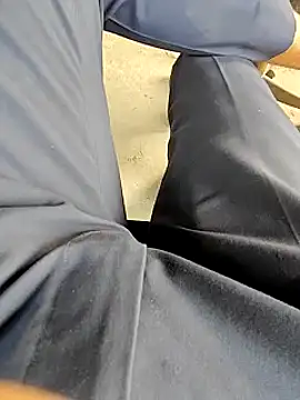 bananadick     online show from January 6, 8:46 am