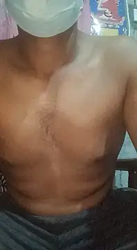 Snapshot of Leaker21 chatting on January 26, 8:23 pm Leaker21 online show from January 26, 8:23 pm